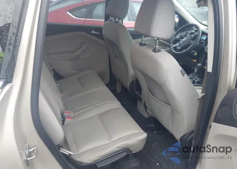 2017 Ford Escape Se z USA, uszkodzony, nr VIN 1FMCU9GD5HUE44912